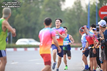 BINH DUONG NEW CITY HALF MARATHON 2024 - Ảnh #1736354
