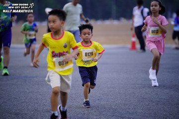 BINH DUONG NEW CITY HALF MARATHON 2024 - Ảnh #1725221
