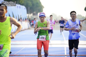 BINH DUONG NEW CITY HALF MARATHON 2024 - Ảnh #1761380