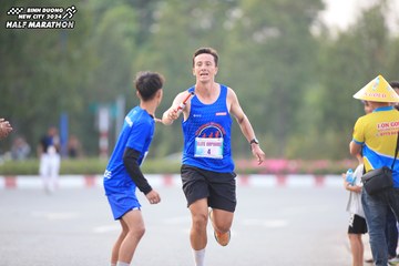 BINH DUONG NEW CITY HALF MARATHON 2024 - Ảnh #1736685