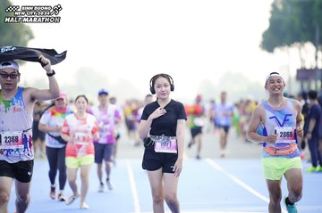 BINH DUONG NEW CITY HALF MARATHON 2024 - Ảnh #1759224