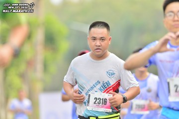 BINH DUONG NEW CITY HALF MARATHON 2024 - Ảnh #1755291