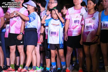 BINH DUONG NEW CITY HALF MARATHON 2024 - Ảnh #1737443