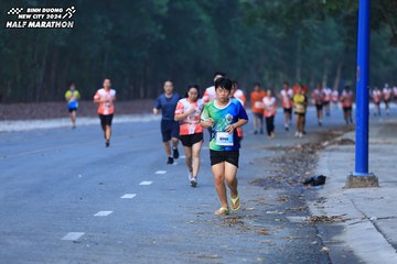 BINH DUONG NEW CITY HALF MARATHON 2024 - Ảnh #1750157