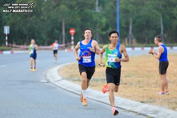 BINH DUONG NEW CITY HALF MARATHON 2024 - Ảnh #1735287