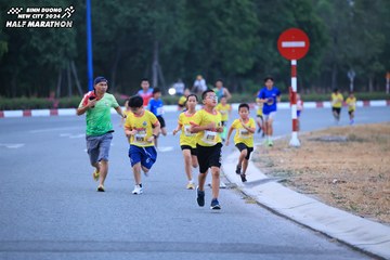 BINH DUONG NEW CITY HALF MARATHON 2024 - Ảnh #1726164
