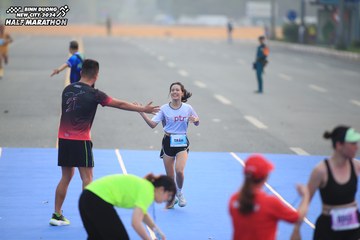 BINH DUONG NEW CITY HALF MARATHON 2024 - Ảnh #1738712