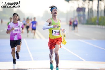 BINH DUONG NEW CITY HALF MARATHON 2024 - Ảnh #1756930