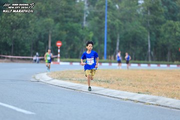 BINH DUONG NEW CITY HALF MARATHON 2024 - Ảnh #1735768