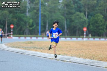 BINH DUONG NEW CITY HALF MARATHON 2024 - Ảnh #1735778
