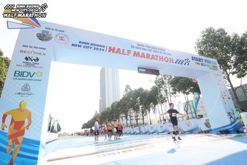 BINH DUONG NEW CITY HALF MARATHON 2024 - Ảnh #1818951