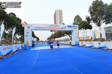 BINH DUONG NEW CITY HALF MARATHON 2024 - Ảnh #1736100