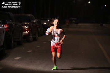 BINH DUONG NEW CITY HALF MARATHON 2024 - Ảnh #1739981