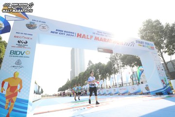 BINH DUONG NEW CITY HALF MARATHON 2024 - Ảnh #1819024