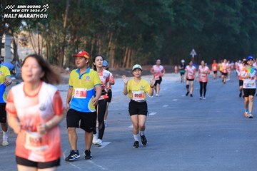 BINH DUONG NEW CITY HALF MARATHON 2024 - Ảnh #1771881