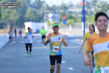 BINH DUONG NEW CITY HALF MARATHON 2024 - Ảnh #1768745
