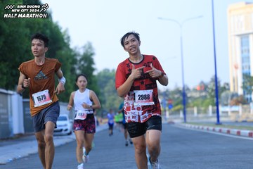 BINH DUONG NEW CITY HALF MARATHON 2024 - Ảnh #1776216