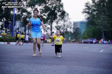 BINH DUONG NEW CITY HALF MARATHON 2024 - Ảnh #1724883