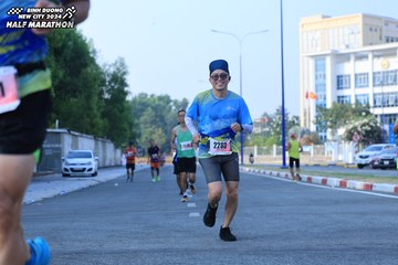 BINH DUONG NEW CITY HALF MARATHON 2024 - Ảnh #1765488