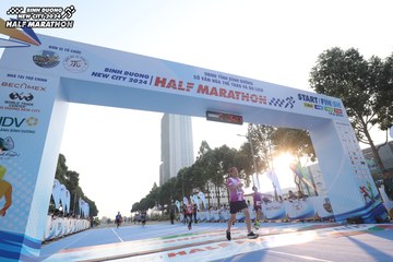BINH DUONG NEW CITY HALF MARATHON 2024 - Ảnh #1819982