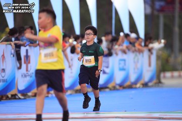 BINH DUONG NEW CITY HALF MARATHON 2024 - Ảnh #1729014