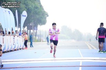 BINH DUONG NEW CITY HALF MARATHON 2024 - Ảnh #1771591