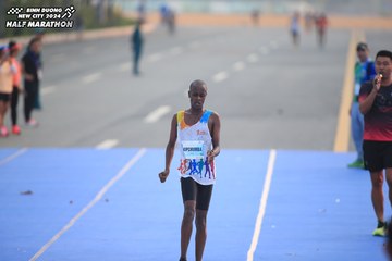 BINH DUONG NEW CITY HALF MARATHON 2024 - Ảnh #1738840