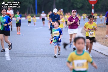 BINH DUONG NEW CITY HALF MARATHON 2024 - Ảnh #1726713