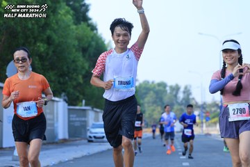 BINH DUONG NEW CITY HALF MARATHON 2024 - Ảnh #1766471