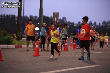 BINH DUONG NEW CITY HALF MARATHON 2024 - Ảnh #1728398
