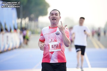 BINH DUONG NEW CITY HALF MARATHON 2024 - Ảnh #1760089