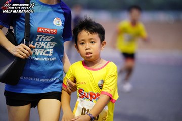 BINH DUONG NEW CITY HALF MARATHON 2024 - Ảnh #1725675