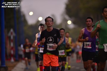 BINH DUONG NEW CITY HALF MARATHON 2024 - Ảnh #1756598