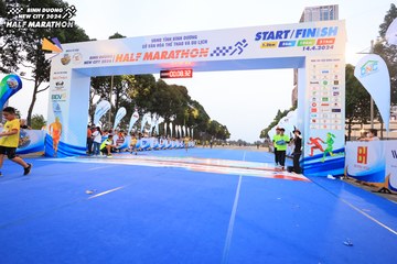 BINH DUONG NEW CITY HALF MARATHON 2024 - Ảnh #1729542