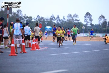BINH DUONG NEW CITY HALF MARATHON 2024 - Ảnh #1727962