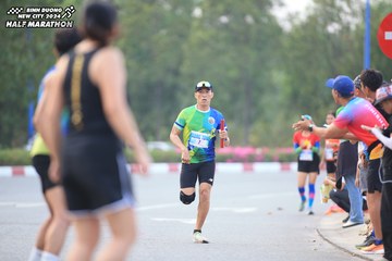 BINH DUONG NEW CITY HALF MARATHON 2024 - Ảnh #1736886