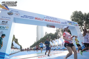 BINH DUONG NEW CITY HALF MARATHON 2024 - Ảnh #1821790