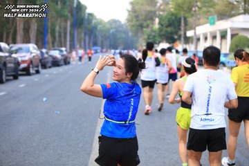 BINH DUONG NEW CITY HALF MARATHON 2024 - Ảnh #1755447