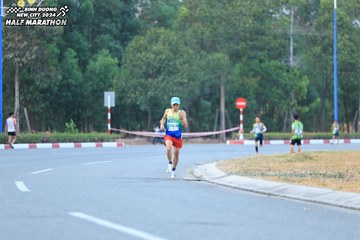 BINH DUONG NEW CITY HALF MARATHON 2024 - Ảnh #1735643