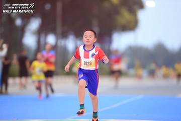 BINH DUONG NEW CITY HALF MARATHON 2024 - Ảnh #1728929