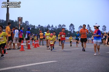 BINH DUONG NEW CITY HALF MARATHON 2024 - Ảnh #1728162