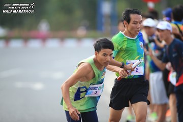 BINH DUONG NEW CITY HALF MARATHON 2024 - Ảnh #1736262