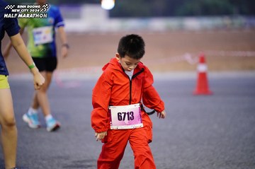 BINH DUONG NEW CITY HALF MARATHON 2024 - Ảnh #1725820