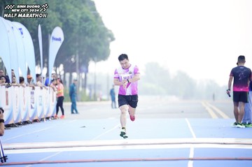 BINH DUONG NEW CITY HALF MARATHON 2024 - Ảnh #1771604