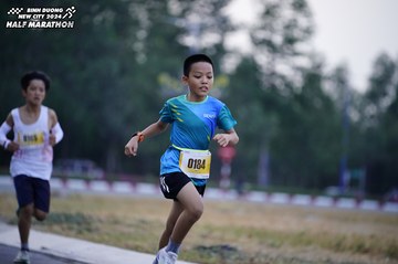 BINH DUONG NEW CITY HALF MARATHON 2024 - Ảnh #1724552