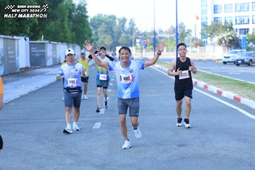 BINH DUONG NEW CITY HALF MARATHON 2024 - Ảnh #1768603