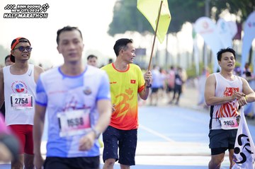 BINH DUONG NEW CITY HALF MARATHON 2024 - Ảnh #1758627
