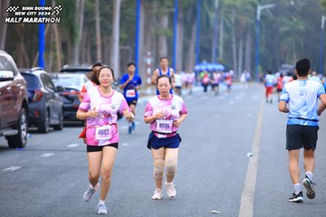 BINH DUONG NEW CITY HALF MARATHON 2024 - Ảnh #1755593