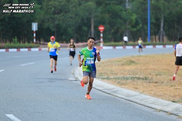 BINH DUONG NEW CITY HALF MARATHON 2024 - Ảnh #1734938