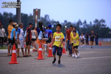 BINH DUONG NEW CITY HALF MARATHON 2024 - Ảnh #1728116